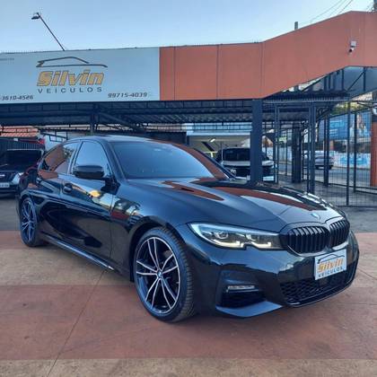 BMW 320i 2.0 16V TURBO FLEX M SPORT AUTOMÁTICO BMW 320i 2.0 16V TURBO FLEX M SPORT AUTOMÁTICO